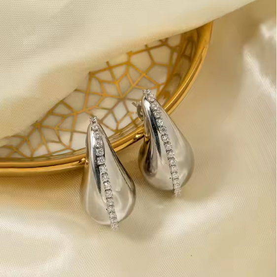 Zircon Petal Flower Necklace Set